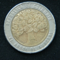 500 песо 2003 год Колумбия